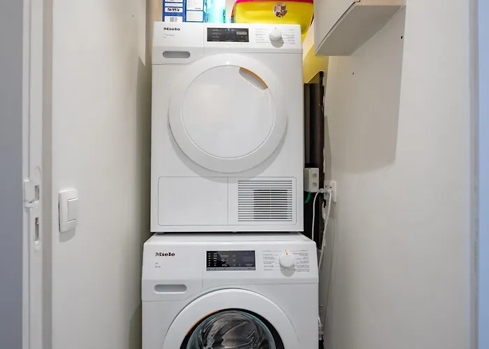 Volledig Gerenoveerd 2 Slaapkamer Met Zeezicht! Apartmán *